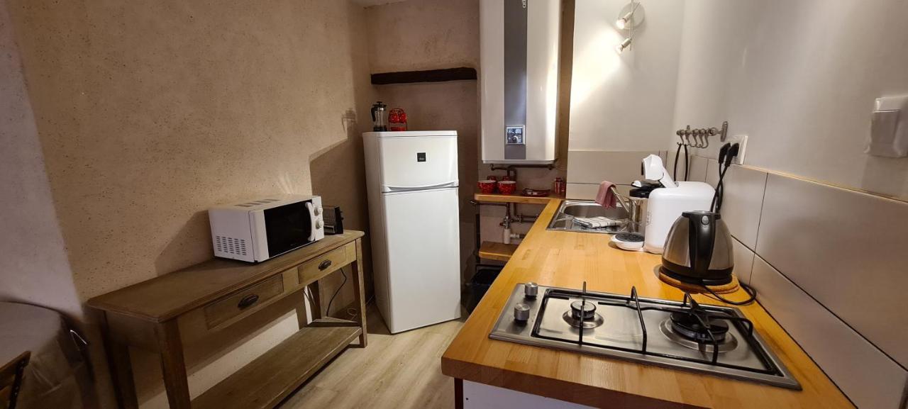 Les Studios De St Guilhem Saint-Guilhem-le-Desert Eksteriør bilde