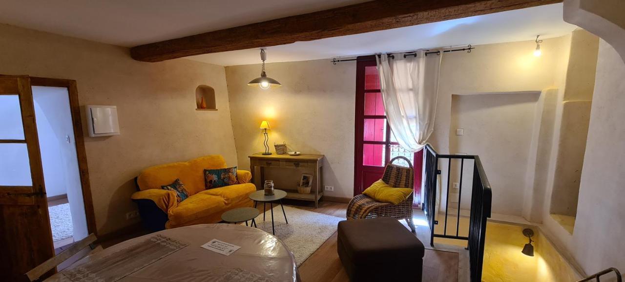 Les Studios De St Guilhem Saint-Guilhem-le-Desert Eksteriør bilde