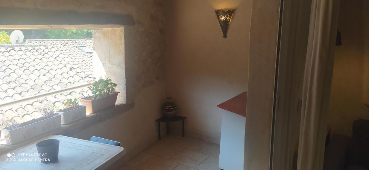Les Studios De St Guilhem Saint-Guilhem-le-Desert Eksteriør bilde